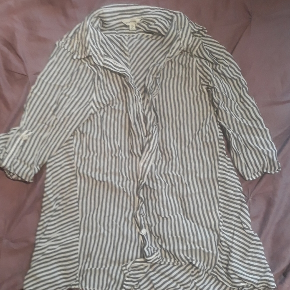 Striped Button up shirt - Picture 1 of 1